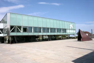 Modern expansion of the CosmoCaixa Museum in Barcelona