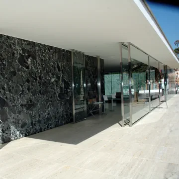 Mies van der Rohe Pavilion, Barcelona