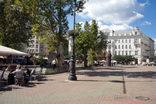 Vörösmarty Square seen towards Gerbeaud House