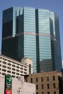 Rear side of 333 West Wacker Drive, Chicago