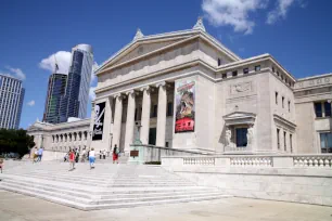 Field Museum in Chicago at dusk