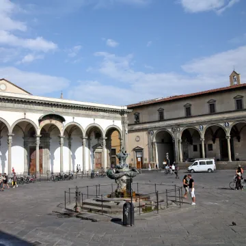 Piazza della Santissima Annunziata, Florence