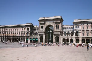 Palazzo Settentrionale, Piazza del Duomo