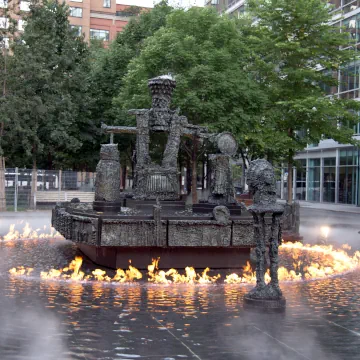 Place Jean-Paul Riopelle, Montreal