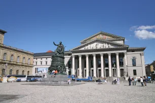 Max-Joseph-Platz, Munich