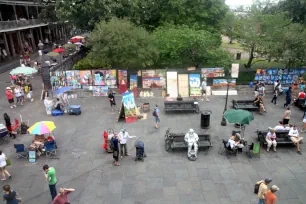 Street entertainment on Jackson Square, New Orleans