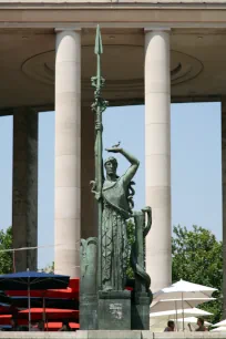 La France, Palais de Tokyo, Paris