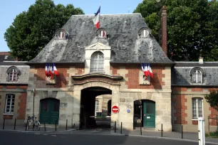 Guardhouse, Hôpital St-Louis, Paris