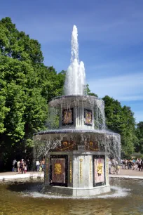 Roman Fountain, Peterhof