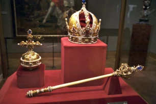 Imperial Crown, Scepter and Orb, Schatzkammer, Vienna