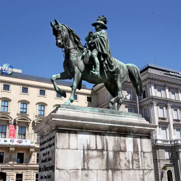 Schwarzenbergplatz, Vienna